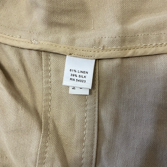 Banana Republic Tan Linen/Silk Short sleeve Blazer size 12P - Picture 5 of 5